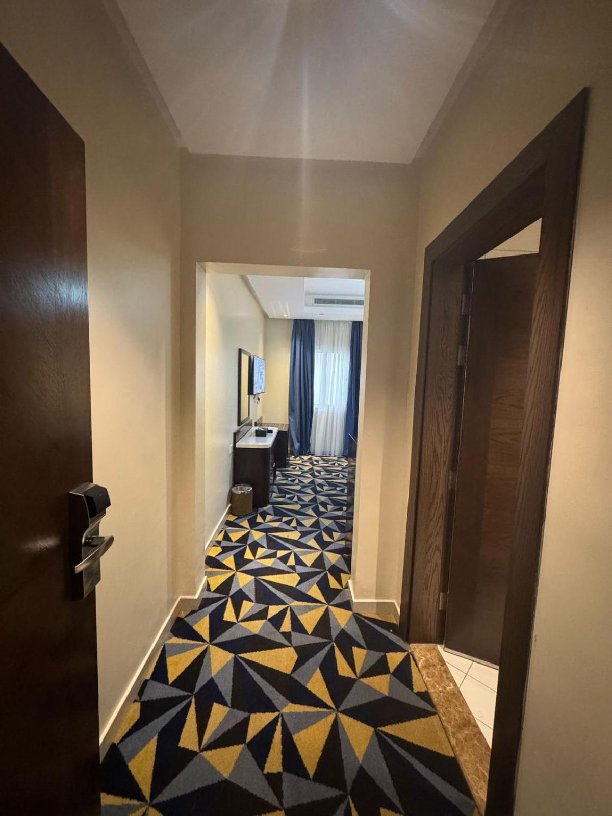 Ocean View Al Zahra Hotel Джеда Екстериор снимка